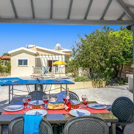 Villa Marios By Péjia