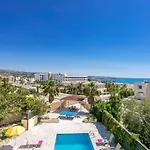 Marios By Villa Peyia